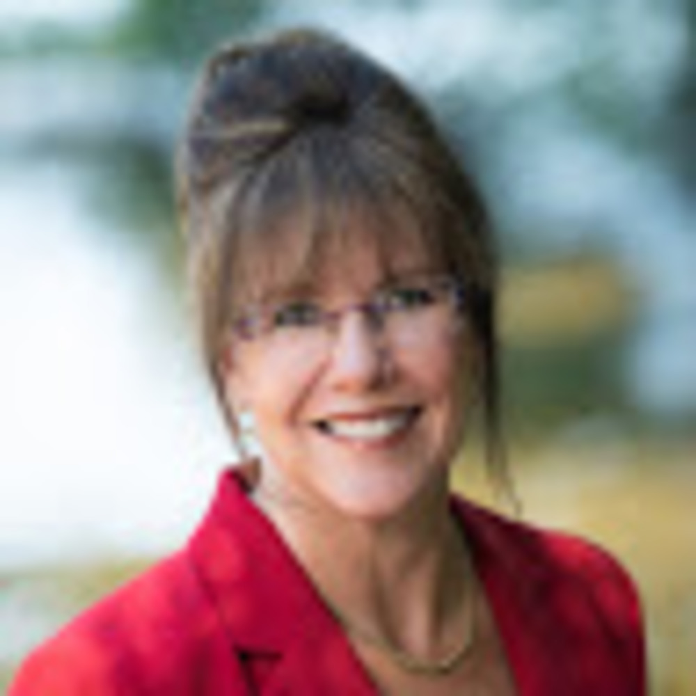 Meet your Posher, Laurie